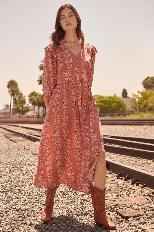 Wayfaring Heart Paisley-Print Maxi Dress