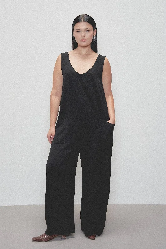 Black Linen Pockets Jumpsuit