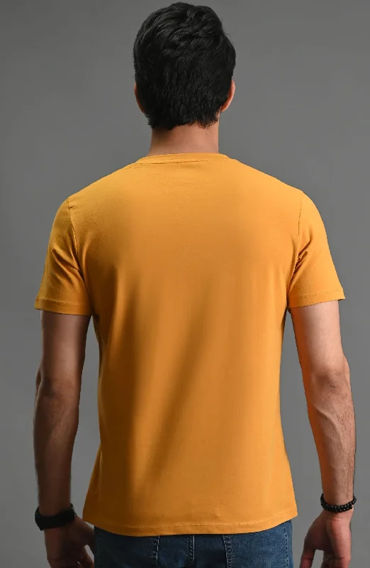 V-NECK - BASIC TEES