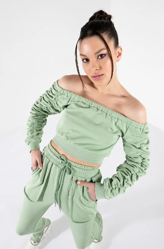 NOAH OFF THE SHOULDER RUCHED SWEATSHIRT