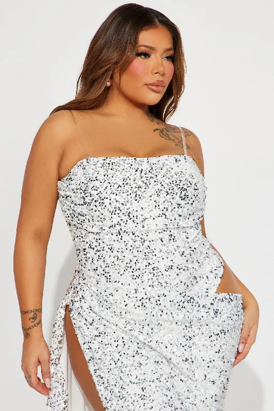 Spotlight Sequin Maxi Dress - Silver